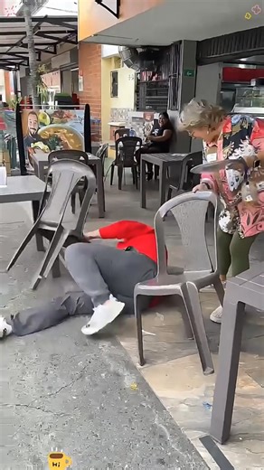 351K views · 9.9K reactions | Cup prank 凉#funny #fyp #foryou #prank #funnyvideos #street #scary #happy #challenge #scared #trending #fblifestyle | Funmedia | Facebook