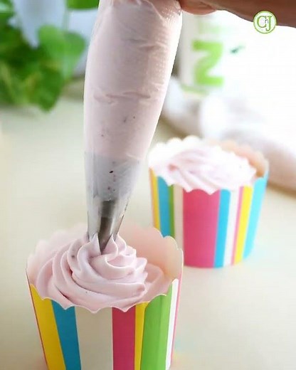 Homemade Sugarfree Strawberry Ice Cream Recipe With Zindagi Stevia Sweetener | No Sugar No Calorie