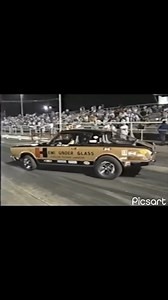 ⚡️254⚡️ #vintagedragracing #1320 #dragracing #plymouth #barracuda #hemi #wheelies #wheeliewednesday #254 #raildragster | Raildragsters