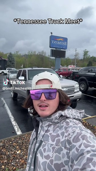 Exploring Squatted Trucks at the Tennessee Truck Meet