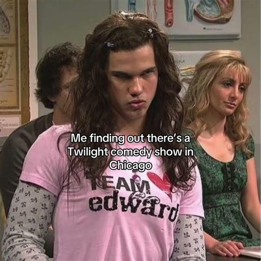 Me finding out there’s a Twilight comedy show… in Chicago 😭🧛‍♂️🔥