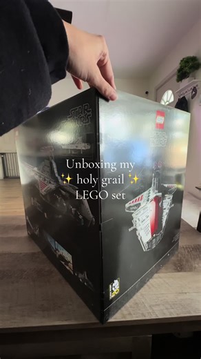 The one Lego set I was dying to add to my collection was the Venator & this is the first Lego opening to ever give me goosebumps 🤭 this is where the fun begins! #lego #venator #legostarwars #starwars #fyp