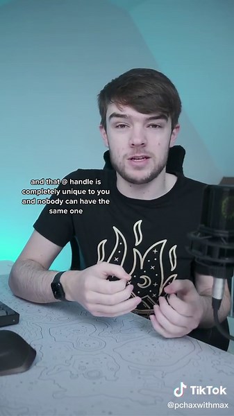 YouTube Handle Name Ideas for Tech Enthusiasts