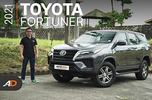 2021 Toyota Fortuner Review - Behind the Wheel | Autodeal