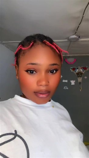 Prettygoddess744 (@prettygoddess744)’s videos with original sound - OGLINK LYRICS