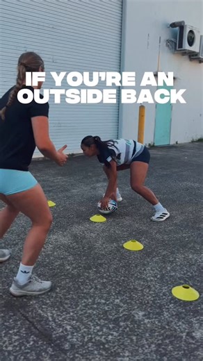 Xcell Sports Science on Instagram: "If you’re an outside back trying to improve your yardage carries or acceleration out of your scoots. 🏃 🏃‍♀️ 🏉 Try this… 💯 🏉Improves curvilinear acceleration 🏉 The “Y” reaction improves agility and evasiveness 🏉Creates high simulation of an in game scenario 🏉 Grab a partner to simulate a “marker” to ensure max efforts."