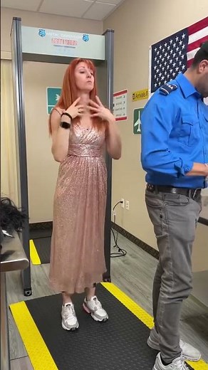 Undercover lady takes off disguise🫨🤭🫣