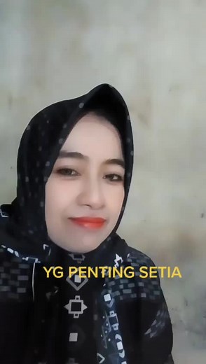 Understanding Geometric Patterns in Fashion Design