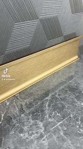 Aluminum skirting board #interiordecorating #fyp #installation #aluminum #triming