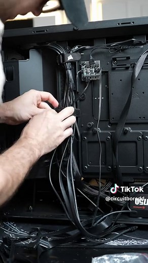 How to Build a Gaming PC and Load Windows