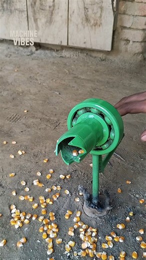 Amazing Corn Sheller Machine 🌽 Super Fast Action | #shorts