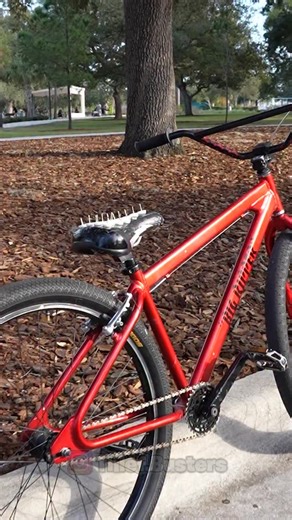 Spike seat prank 😂 @stakeusa #prank #viral #comedy #instantkarma #funnypranks | Twinztv