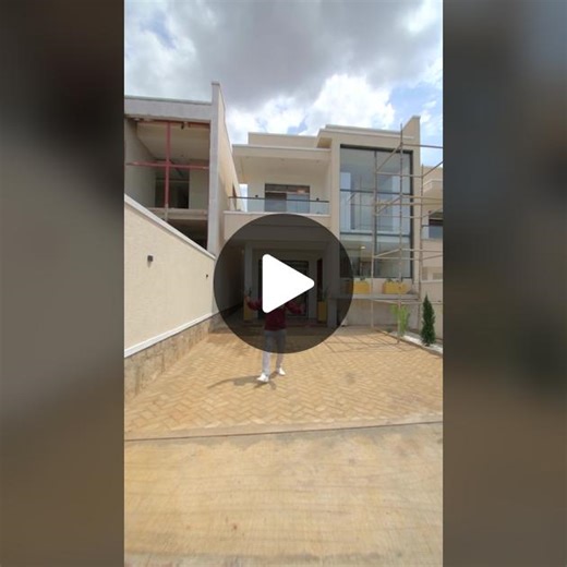 🚨🚨NEW LISTING IN KIGALI🚨🚨 This is a newly constructed townhouse in Kabeza Estate and you can own it today. It seats on 210 sqm and comes with 4 bedrooms and 4 baths with a modern contemporary design. Price: 135,000,000RWF or 125,000$ to book a viewing please call 250788441844 or write to prince@quick.rw. You can view more options on www.quick.rw. Note: If you want to list your property in this hot market reach out to business@quick.rw.