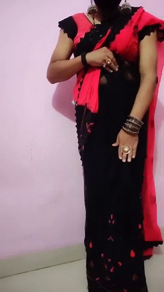 Male wearing Saree draping video for crossdresser