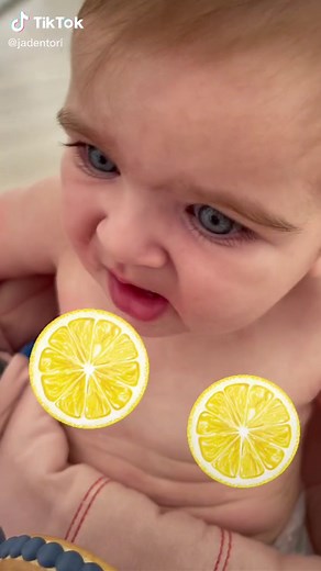 baby trying lemon for the first time🍋🍋 #funnybaby #babylemon #funnybabyvideos #babyreactions #babyexpressions #babylemonchallenge #fyp