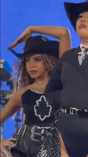 ICONIC DANCE! Blue Ivy performs “Crazy in Love” at Cowboy Carter Tour #beyonce #blueivy #queenb