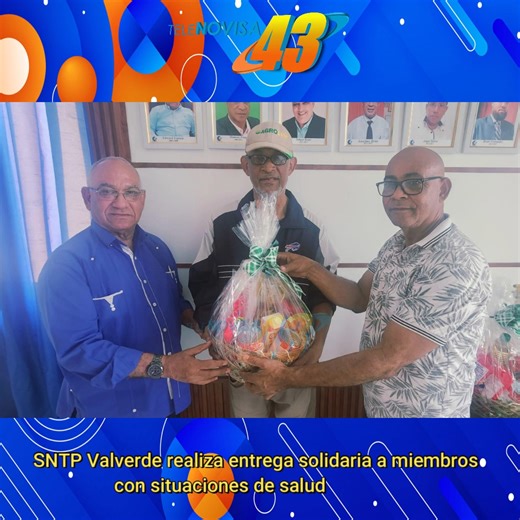 TELENOVISA43 on Instagram: "SNTP Valverde realiza entrega solidaria a miembros con situaciones de salud Por Brian Adalberto Fernández Báez, M.A. Mao, Valverde.– 23 de diciembre de 2025. El Sindicato Nacional de Trabajadores de la Prensa (SNTP), filial Valverde, realizó una entrega solidaria de canastas alimenticias a miembros del gremio que atraviesan situaciones de salud, como parte de su compromiso social y humano con la membresía. La jornada solidaria estuvo encabezada por el secretario gener