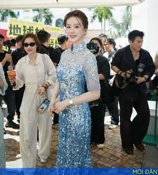 Lưu Thi Thi tới Hà Nội giao lưu