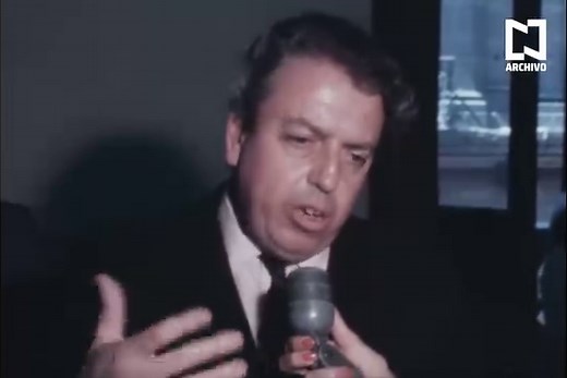 El escritor mexicano Jorge Ibargüengoitia publicó su novela "Estas ruinas que ves" en 1975. Lo entrevistamos a raíz del libro y del premio que recibió. | Archivo Televisa.News