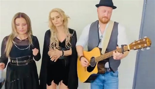 Warming up backstage...♥️ | Tusk- The Fleetwood Mac Tribute Show