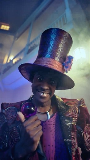 【公式】東京ディズニーランド®では、「ザ・ヴィランズ・ハロウィーン“Into the Frenzy”」を公演中✨| 東京ディズニーランド/Tokyo Disneyland