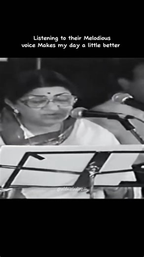 Old Melodies on Instagram: "बाहों में चले आओ 🤌🏼 . . Follow For More Such Content . . Song : Bahon Mein Chale Aao Singer : Lata Mangeshkar Movie : Anamika Lyricist : Majrooh Sultanpuri Music Composer : R.D. Burman Starcast : Sanjeev Kumar, Jaya Bachchan, Ramesh . . #oldsongs #oldisgold #oldhindisongs #lataman#latamangeshkar #latadid#latadidi #reels #explore #sadabahar #evergreen #retro #retro#retrobollywood #relatable #90songs #80ssongs #70ssongs #oldmelodies"