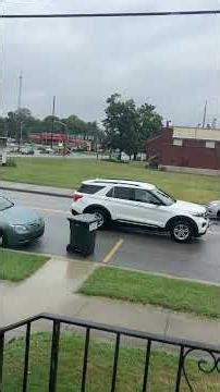 City Cop Assigned to Watch My House