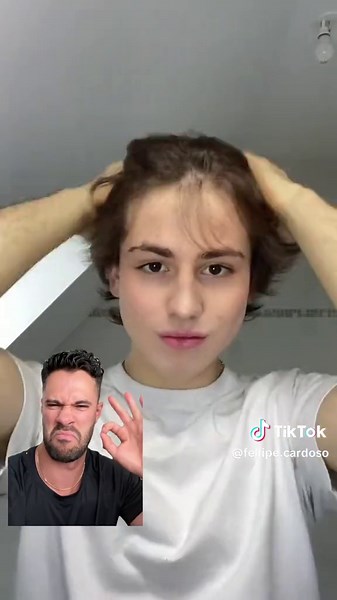 Men's Hairstyle Tips Using a Blowdryer