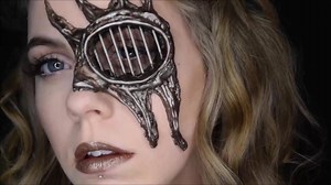 63 reactions | Jessica Parker Creates Amazing Steampunk Makeup Mask...