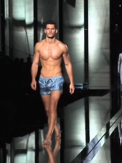 David Gandy's Dynamic Runway Walk for Dolce & Gabbana