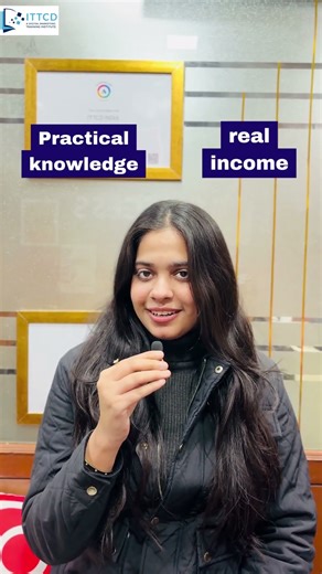 Skills Make Money, Not Degrees — Digital Marketing for Commerce Students