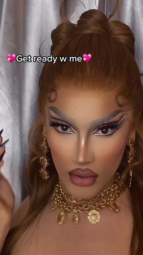 Sparkling Drag Makeup Tutorial with Jewels