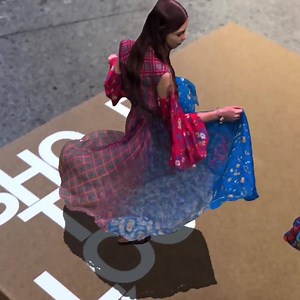 57K views · 960 reactions | Shop the look now through Augmented Reality! Discover Zara Studio collection through a new experience. Download now the app: https://go.zara/fb-augmentedreality #zaraar | ZARA | Facebook