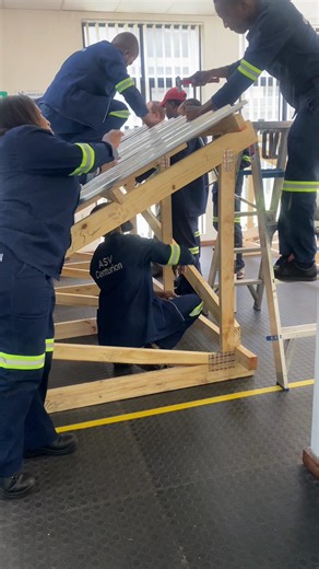 Students Build Roof Structures for Solar Panel Training