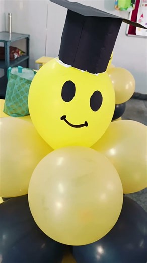 graduation ceremony decoration kindergarten