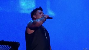 422K views · 3.9K reactions | Quel beau moment 2 grands de la chanson Eric Lapointe et Ginette Reno réuni pour chanter cette chanson si merveilleuse ''L'Essentiel''  #ericlapointe #ginettereno #feq | Eric BlackyPatsy | Facebook