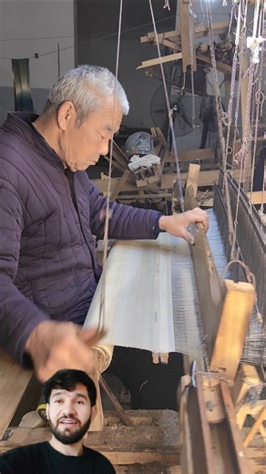 How Traditional Cloth Was Made Using an Old Machine #traditional #shortsfeed #shorts #youtubeshorts