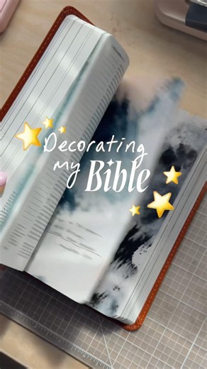 decorate my Bible with me! ⭐️ #journaling #biblejournaling #cozyambience