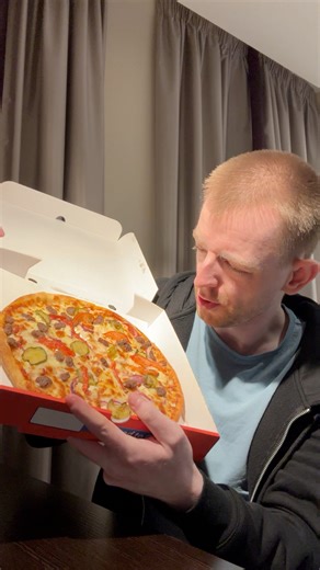 619K views · 3.5K reactions | my review of the cheapest pizza in London | Dazza | Facebook