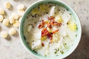 Fish Chowder - RecipesRun