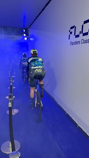 POV: Entering Het Kuipke, 𝐢𝐧 𝐭𝐡𝐞 𝐂𝐨𝐧𝐧𝐞𝐦𝐚𝐫𝐚 𝐰𝐚𝐲!🔥🙌🏼 #OHN #DreamDareGrow | AG Insurance - Soudal Cycling Team