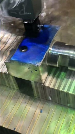 アルミ鋳造金型 金型部品 放電加工 グラファイト電極製作 #shorts #放電加工 #グラファイト電極