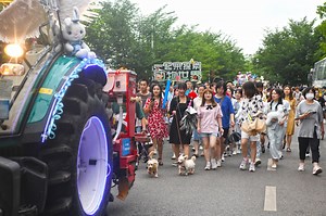 Five of the Most Creative Graduation Ceremonies in China