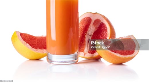 VRAI OU FAUX. Le jus de pamplemousse diminue-t-il vraiment l’effet des médicaments ?