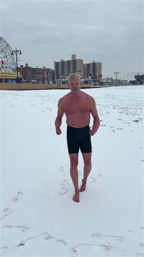 Beautiful Winter Swim on a Monday