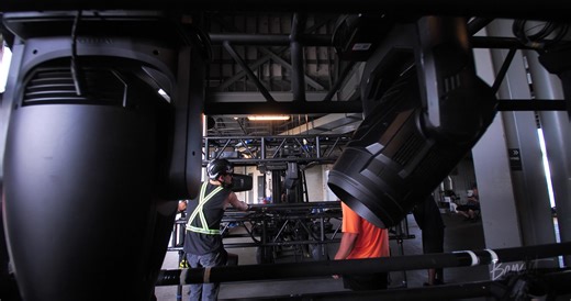 5.4K views · 73 reactions | Check out this sleek video of the Bandit crew load-in the rig for Toto at Ascend Amphitheater! Who’s seen Toto live before? Drop your favorite concert memory in the comments! | Bandit Lites | Facebook