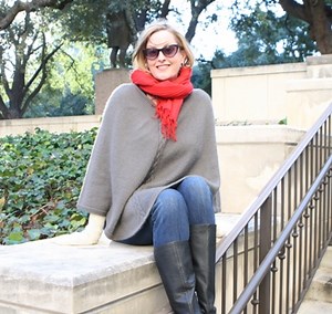 Rodeo Drive Poncho - v e r y p i n k . c o m - knitting patterns and video tutorials