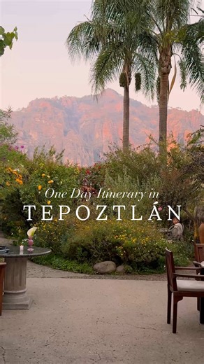I found the Sedona of Mexico and this is how to spend the perfect 24 hours here👇🏼 Tepoztlán is thought to be the birthplace of Quetzalcóatl, one of the most important gods in Aztec. Because of this Tepoztlán has long been considered a spiritual and energetic place. This makes it a great place to unwind and enjoy the surrounding beauty while still having enough activities to keep you busy for a 24 hour stay! DAY 1 💦 Check into Hotel Orgánico for insane pool and mountain views (costs about $200