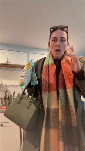 This all so embarrassing 🤦🏻‍♀️ Where is my #itoldyouso #moment ? #files #elite #alienstage