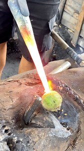 828K views · 1.8K reactions | palm oil farming tools and plating process #blacksmith #blacksmithtraditional #metalworking #process #america #budayaindonesia | Husna Sofwan | Facebook